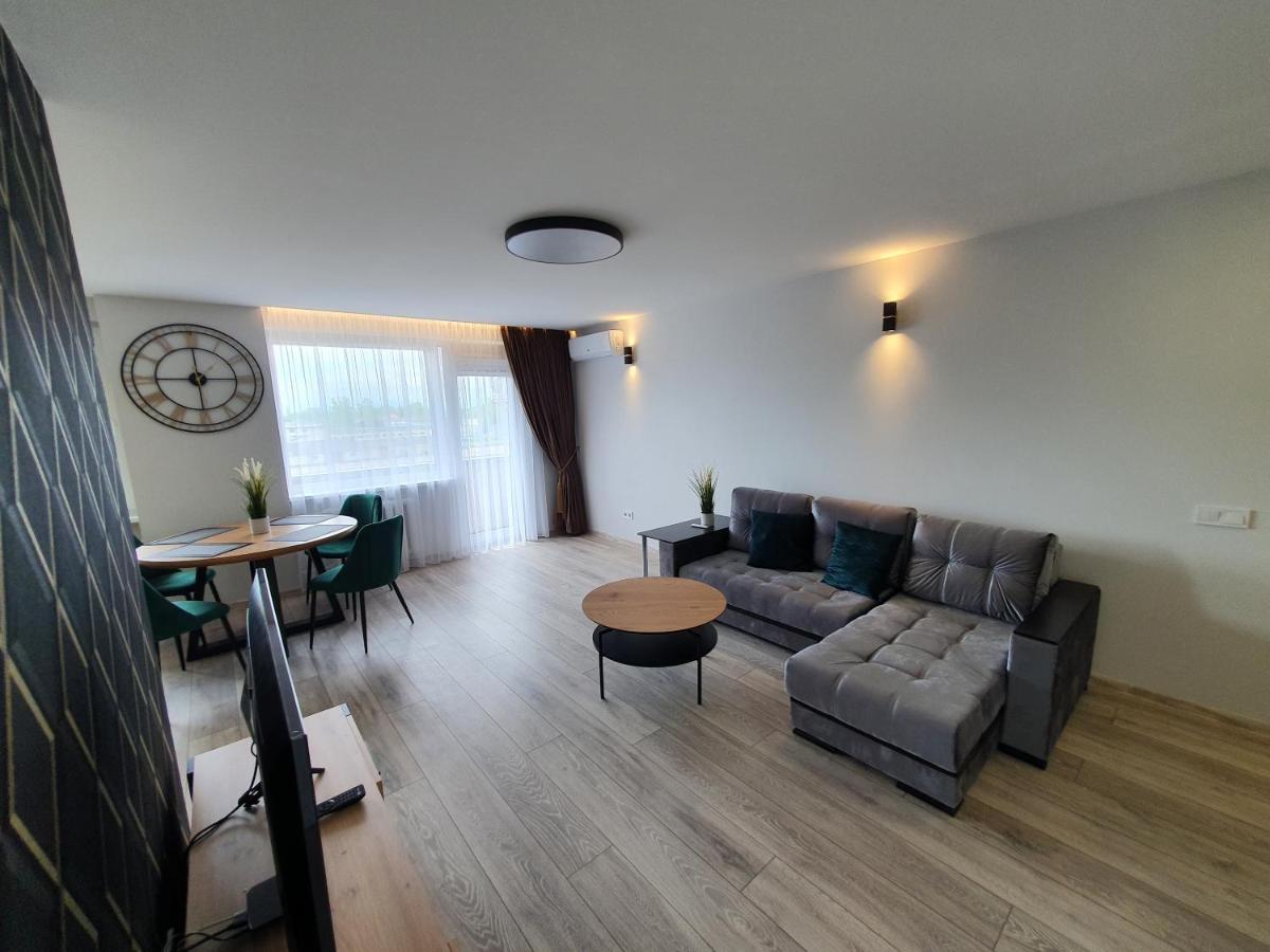 2-Bedrooms Apartment In City Center Siauliai Exterior foto
